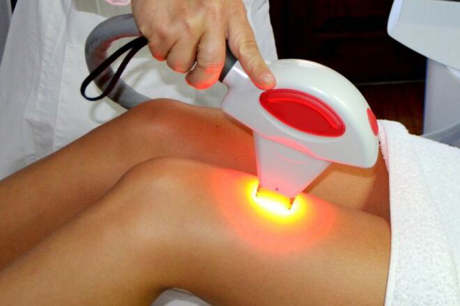 Ang pagtangtang sa buhok sa buhok sa laser